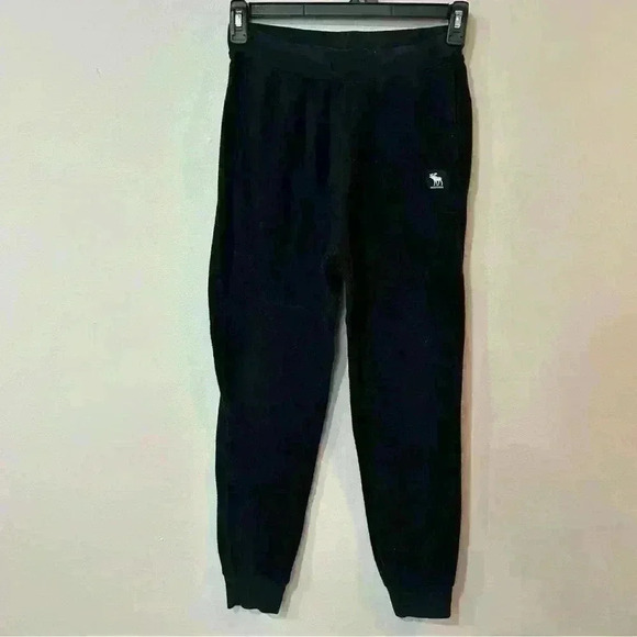 Abercrombie Kids Black Sherpa Fleece Lined Warm Jogger Sweatpants Size 15/16 - Picture 1 of 5